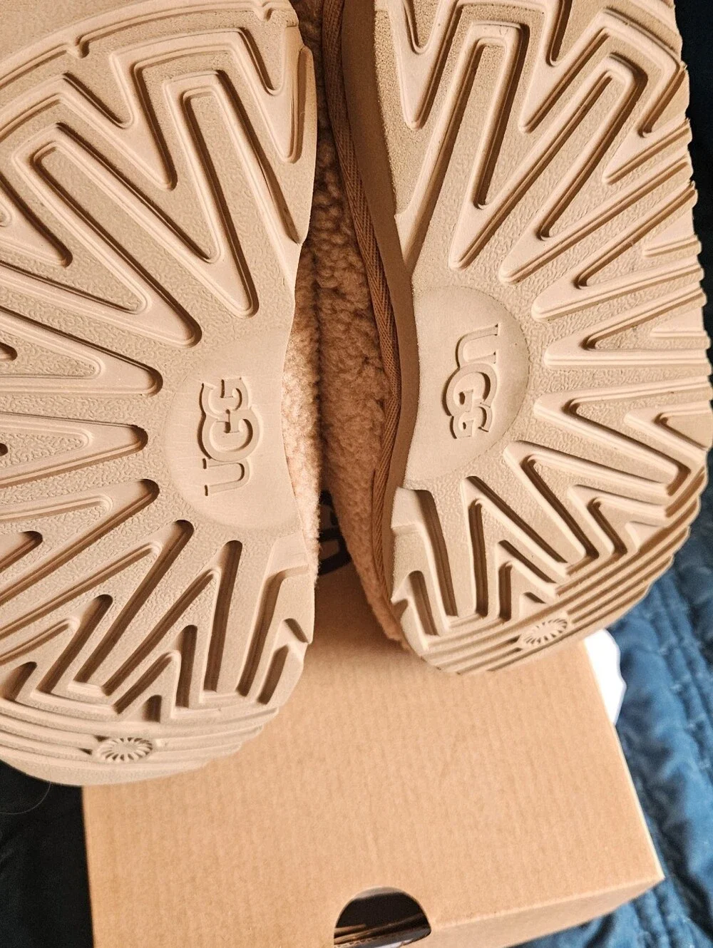 Kids UGG Slippers